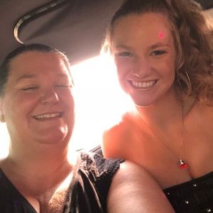 Meet your Posher, Anne